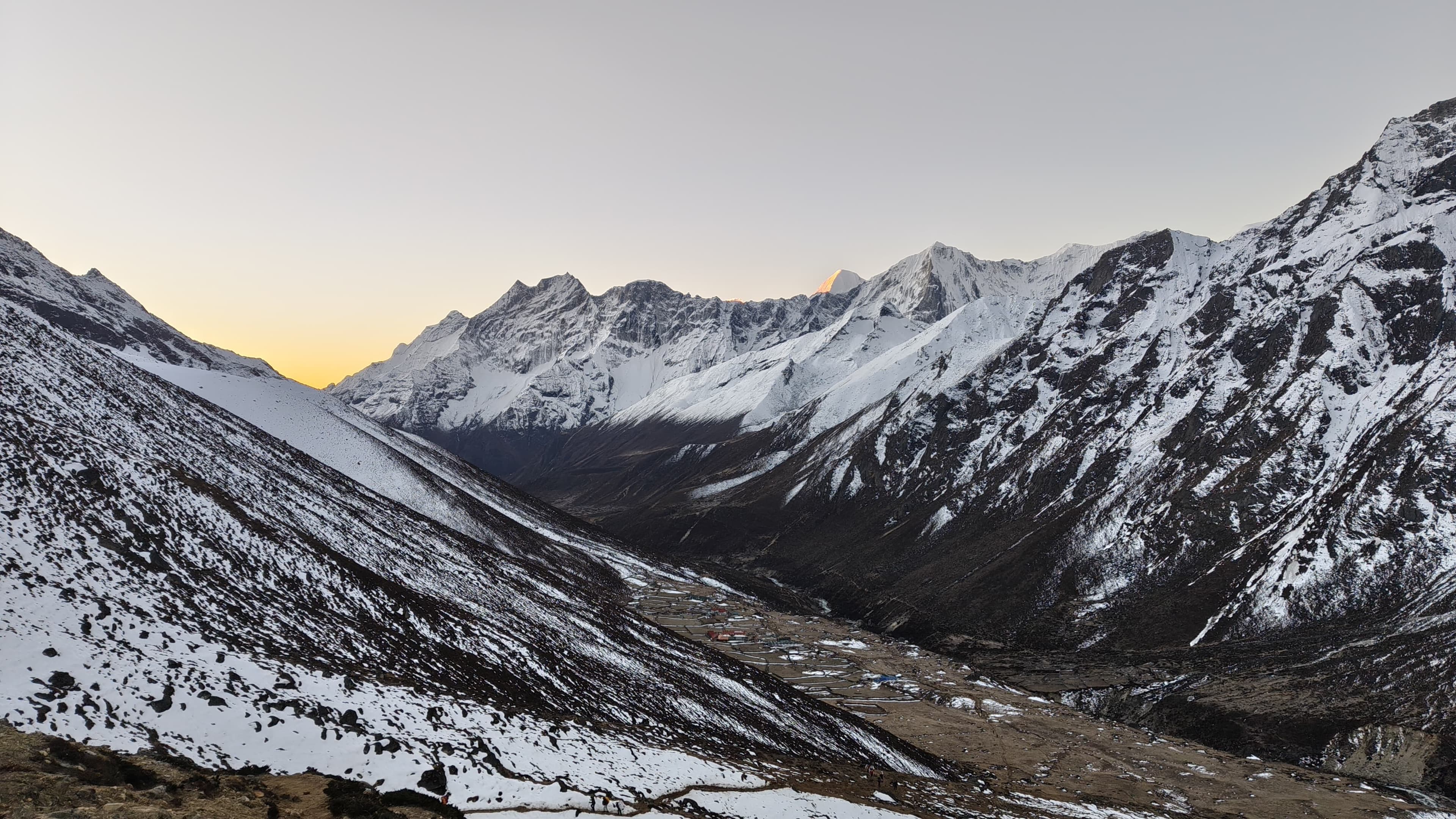 Into Everest’s Majestic Valley